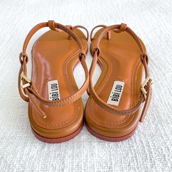 Bibi Lou leather T-strap sandals. - Picture 6 of 12